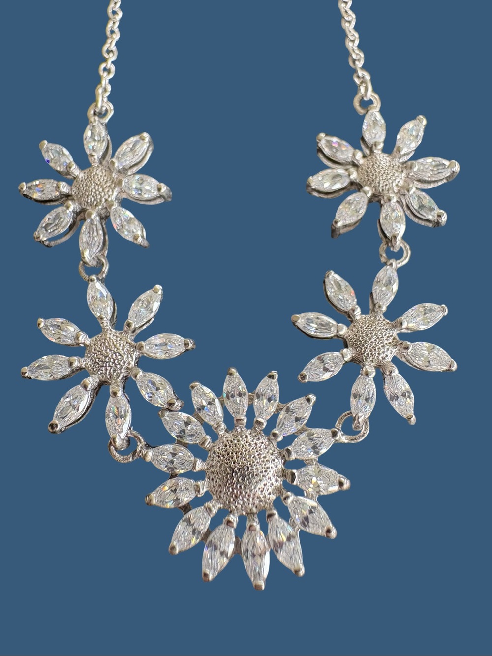 Elegant 925 Silver Floral Crystal Necklace NEW